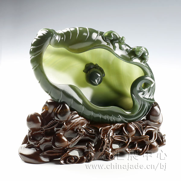 青玉-薄胎蕉叶洗