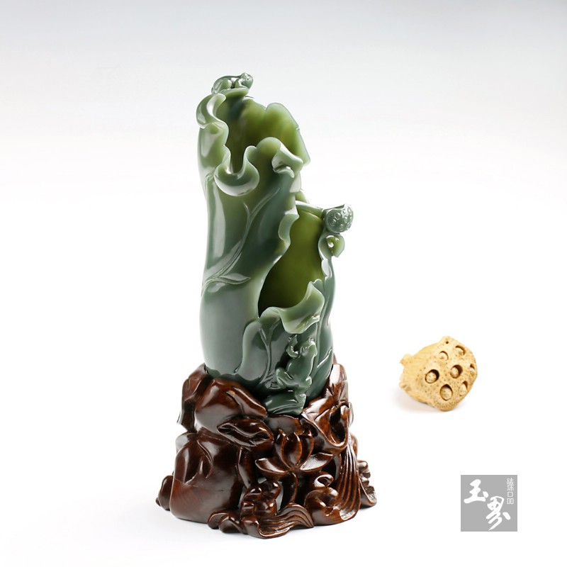 青玉-蛙趣荷叶洗