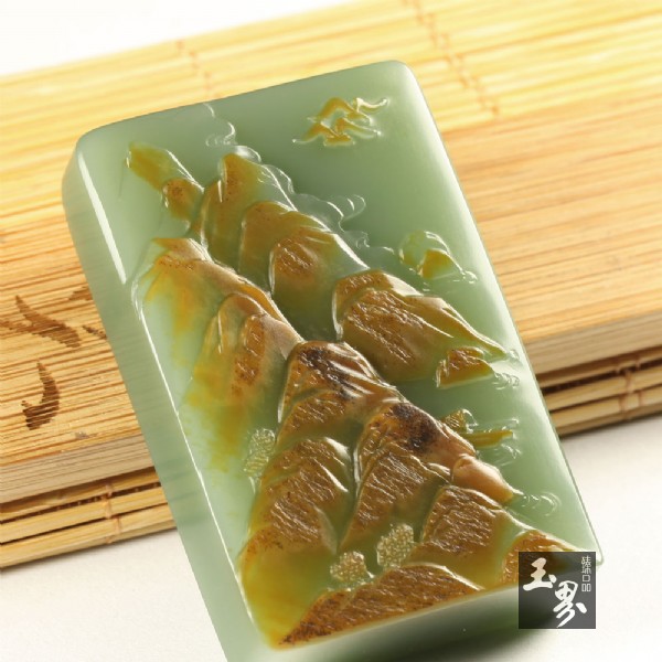 青玉山水牌-争秋